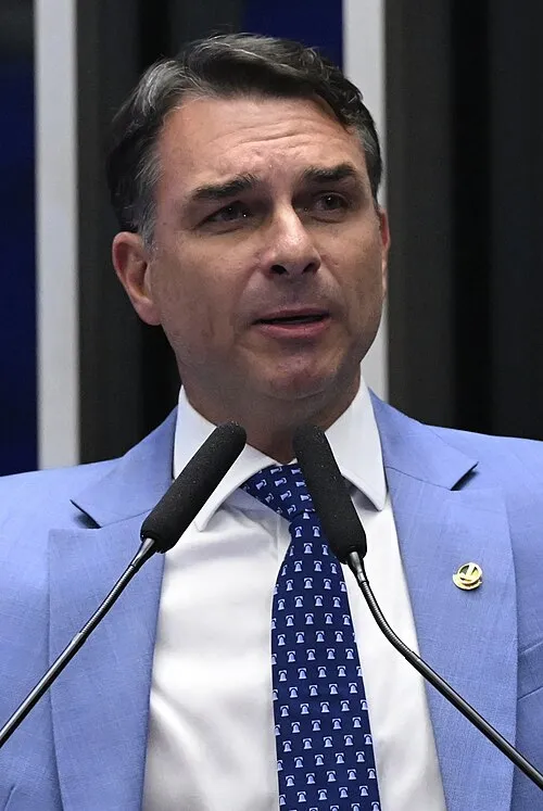 Flávio Bolsonaro em registro de arquivo