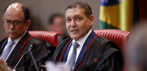 Ministro Nunes Marques atua em sessão plenária do Tribunal Superior Eleitoral, em 7 de maio de 2026